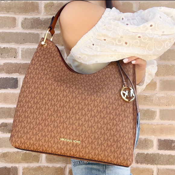 Michael Kors Large MK Signature Leather Slouchy - Picture 2 of 3